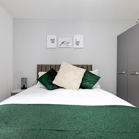 Cosy Modern Apt In Heart Of Stockport - Sleeps 4 Daire Dış mekan fotoğraf