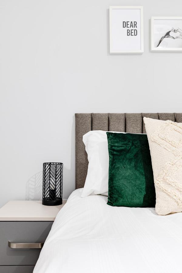 Cosy Modern Apt In Heart Of Stockport - Sleeps 4 Daire Dış mekan fotoğraf