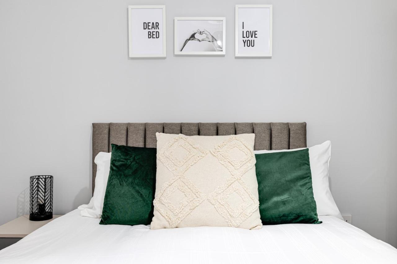Cosy Modern Apt In Heart Of Stockport - Sleeps 4 Daire Dış mekan fotoğraf